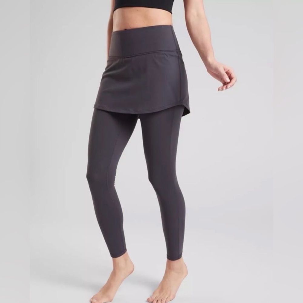 Athleta High Rise Chaturanga 2-in-1 Tight Size XS Grey NWT